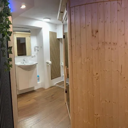 Apartment Schoene Souterrain In Mit Sauna! Herzogenrath