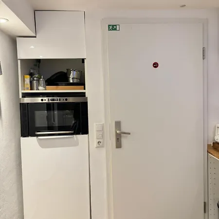 Schoene Souterrain In Mit Sauna! Apartment *